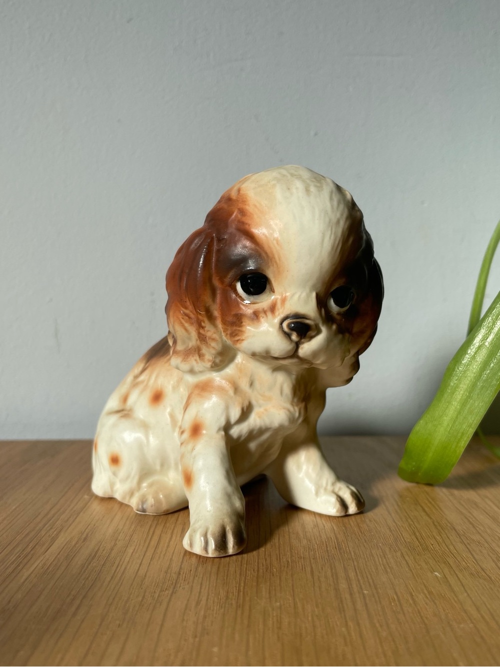 Vintage Mid-Century Ceramic Spaniel Puppy Figurine Japan 3.5”